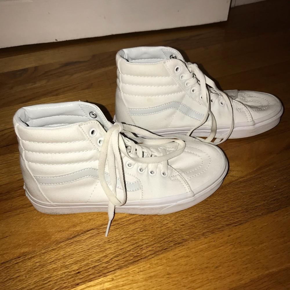 White Sk8 Hi Vans